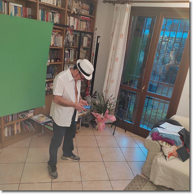 Clicca per scorrere le foto originali ingrandite